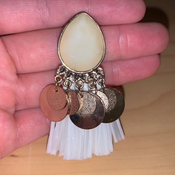 Fun earrings!! - Picture 2 of 3